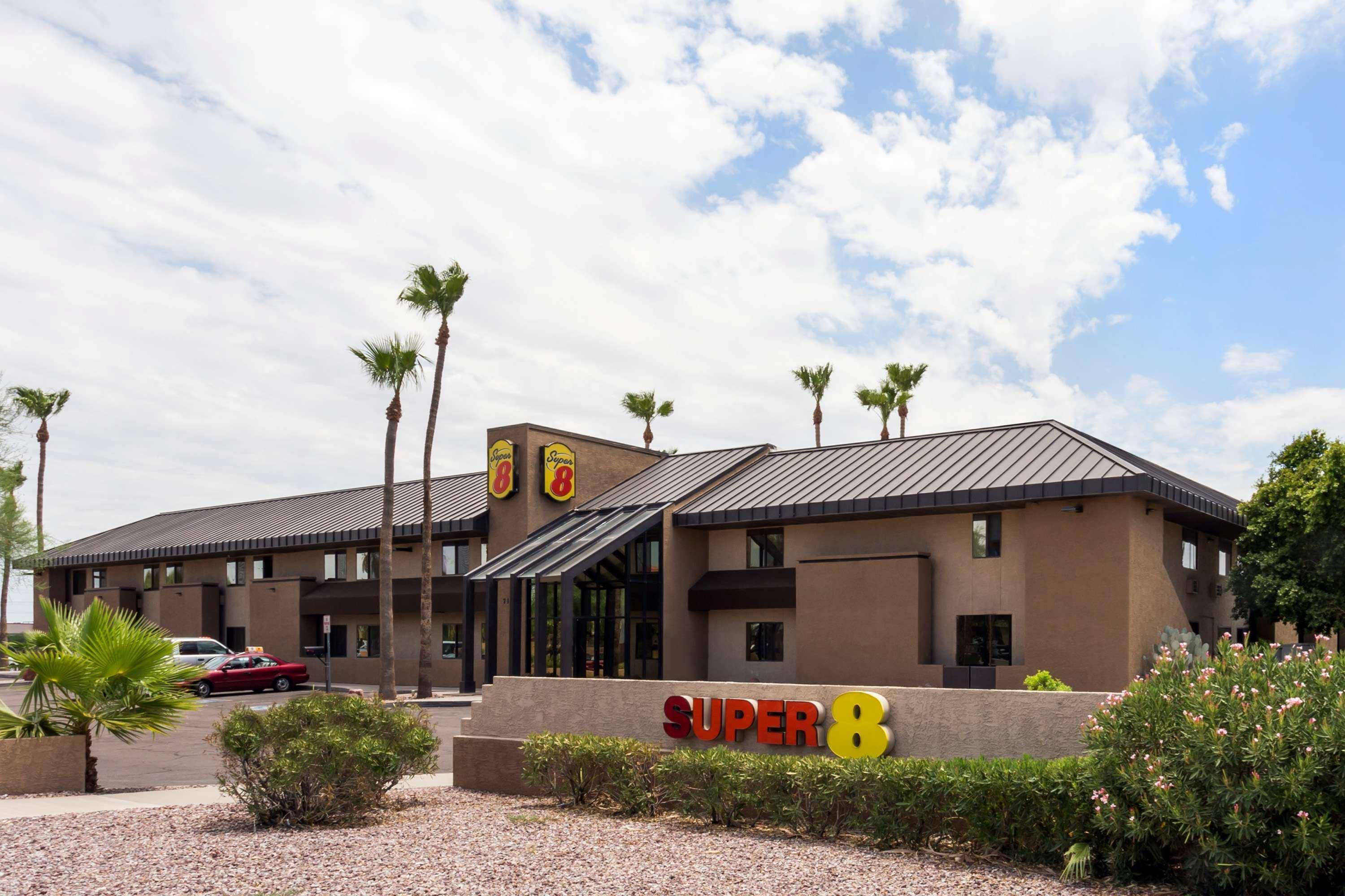 Super 8 By Wyndham Chandler Phoenix Exterior photo